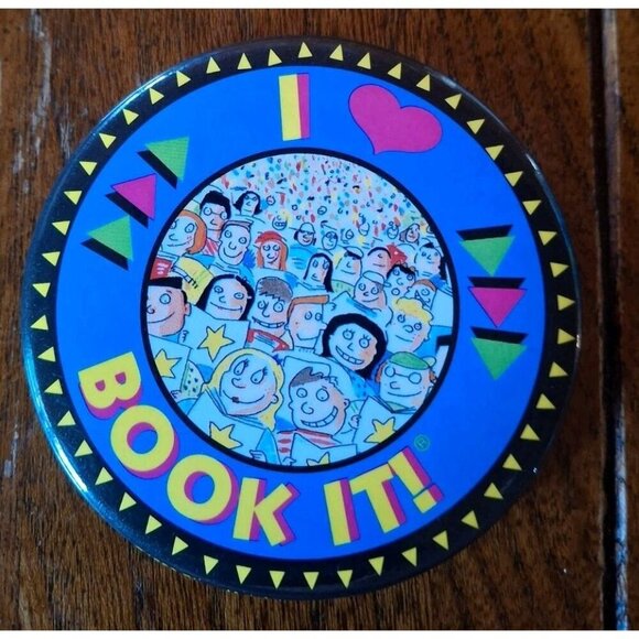 Vintage I Love Book It Pinback Button Pizza Hut 1992 Heart Advertising Pin Badge - Picture 1 of 1